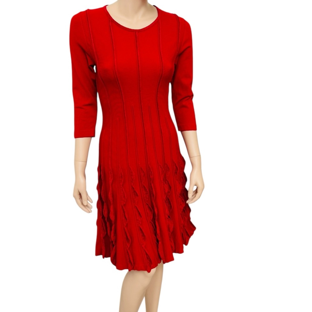 D. Exterior Red Knit Dress Made in Italy Size M Textured Pleated Hem Elegant